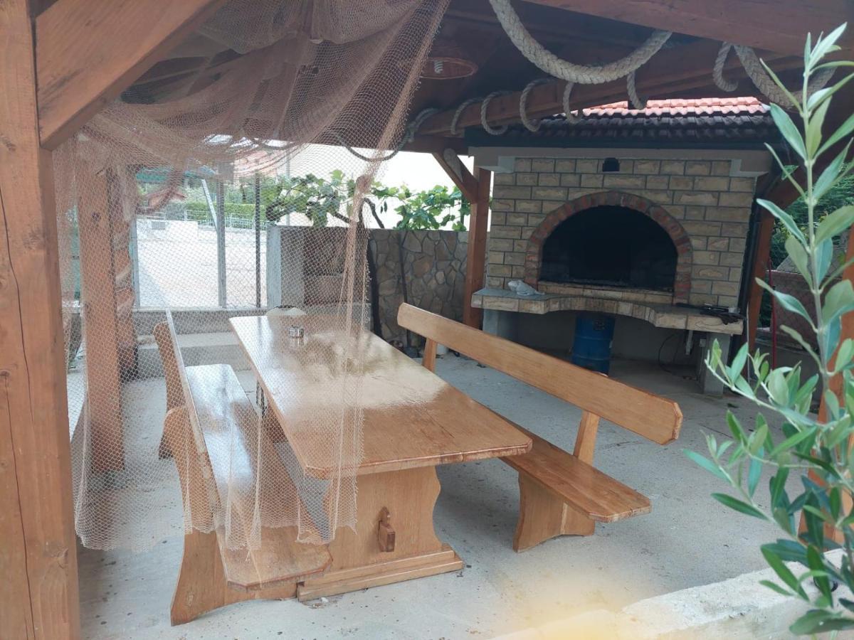 Apartments "Jope I Toni" Biograd Na Moru Exterior foto